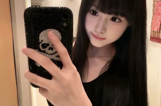 演员陈昊森承认与兰西雅恋爱：已交往7个月不希望女方被冠上“陈昊森女友”