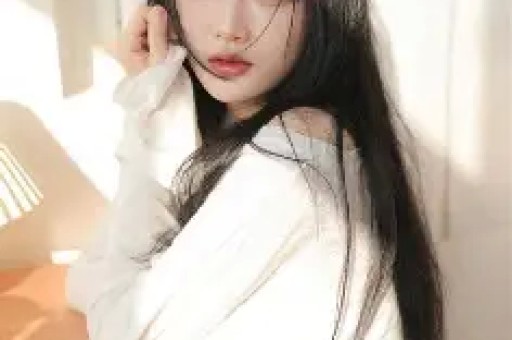 电梯亲吻门事件宋珍珍多张美照曝光深圳数名富豪都爱过她